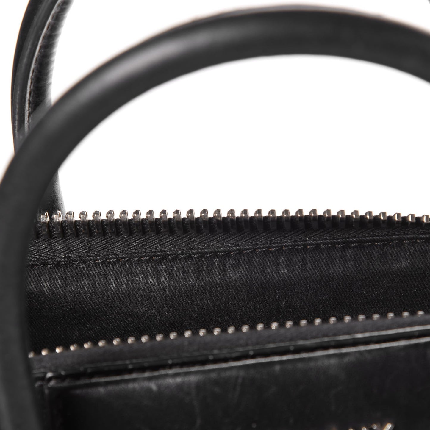 Calfskin Dot Embossed Small Antigona Black