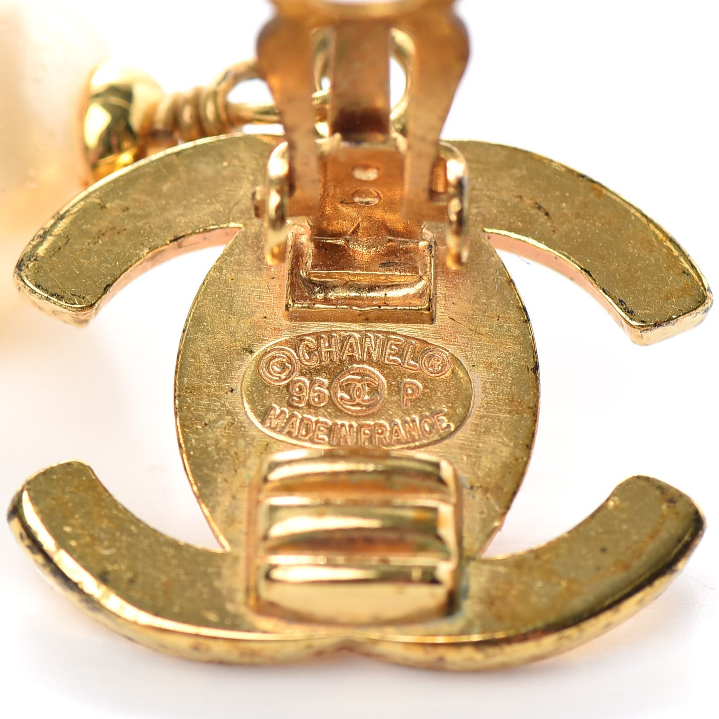 Pearl CC Turnlock Drop Clip On Earrings Gold