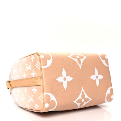 Louis Vuitton Monogram Giant By The Pool Speedy Bandouliere 25 Brume 4 of 11