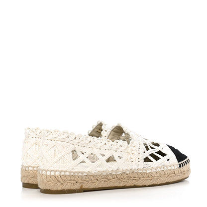 Chanel Woven Fabric Grosgrain CC Espadrilles 37 White Black 3 of 4