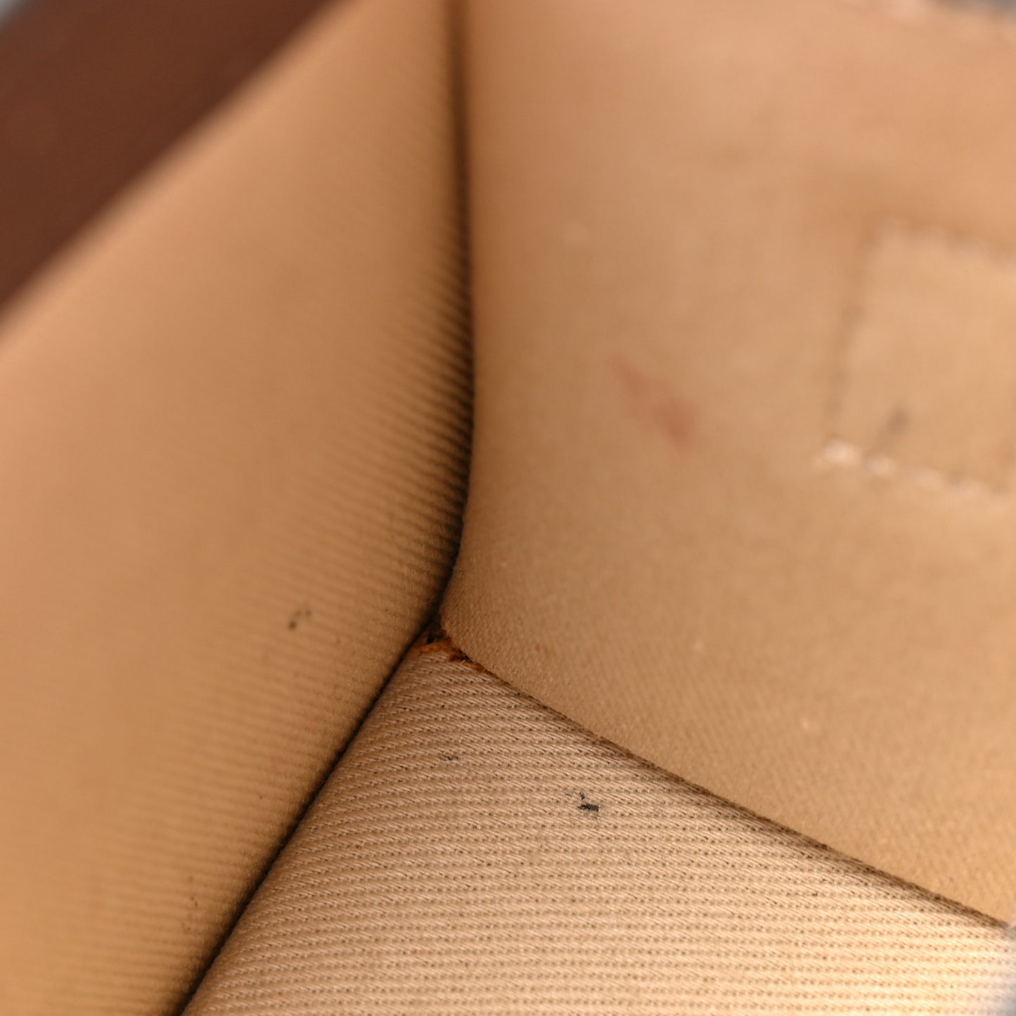 Smooth Calfskin Le Grand Chiquito Dark Brown