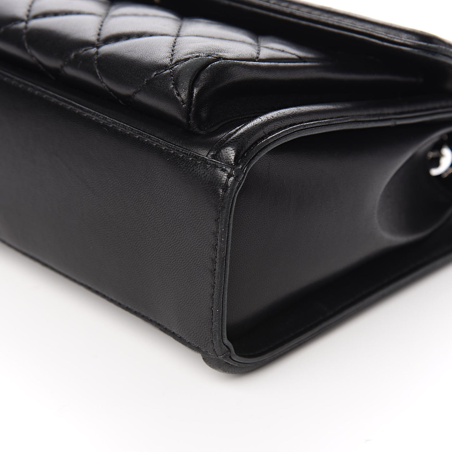 Lambskin Quilted Large Geometric Flap Black