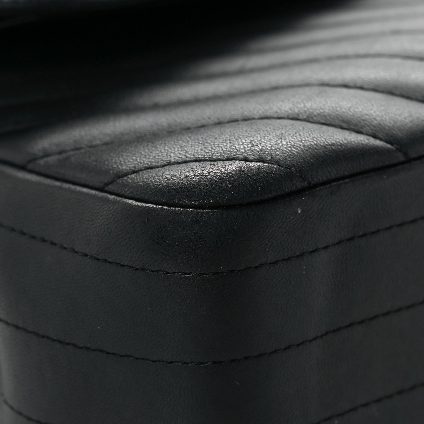 Lambskin Chevron Quilted Jumbo Double Flap Black
