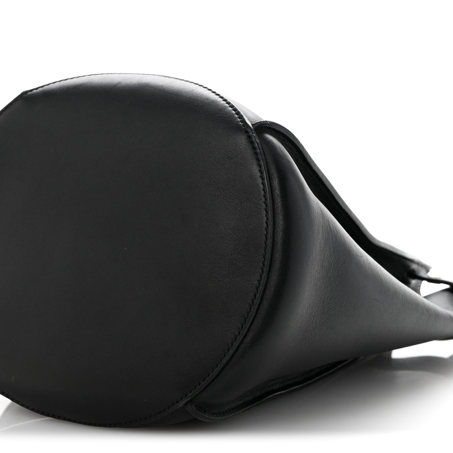 Supple Grained Calfskin Long Strap Big Bag Bucket Black