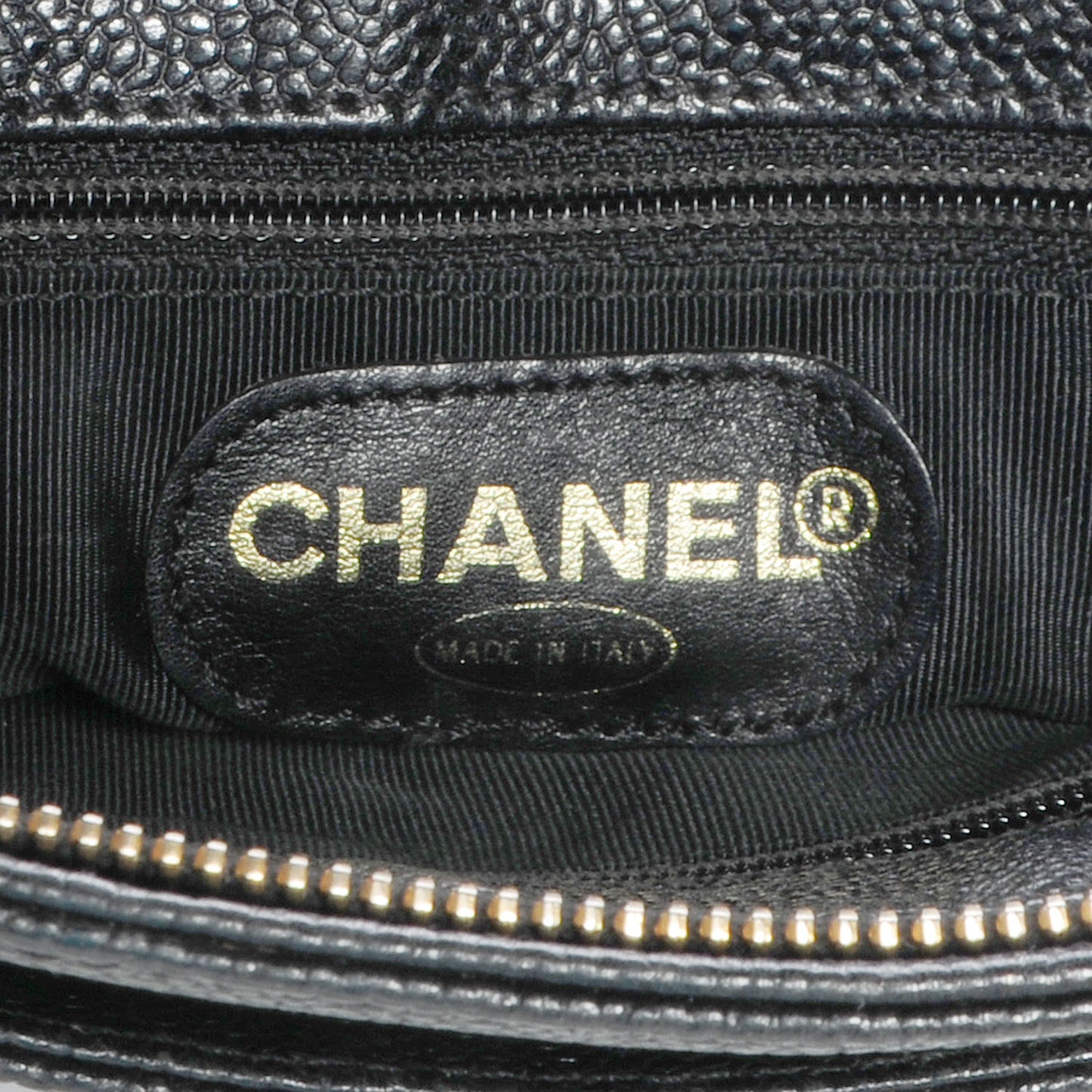 Caviar Shoulder Bag Black