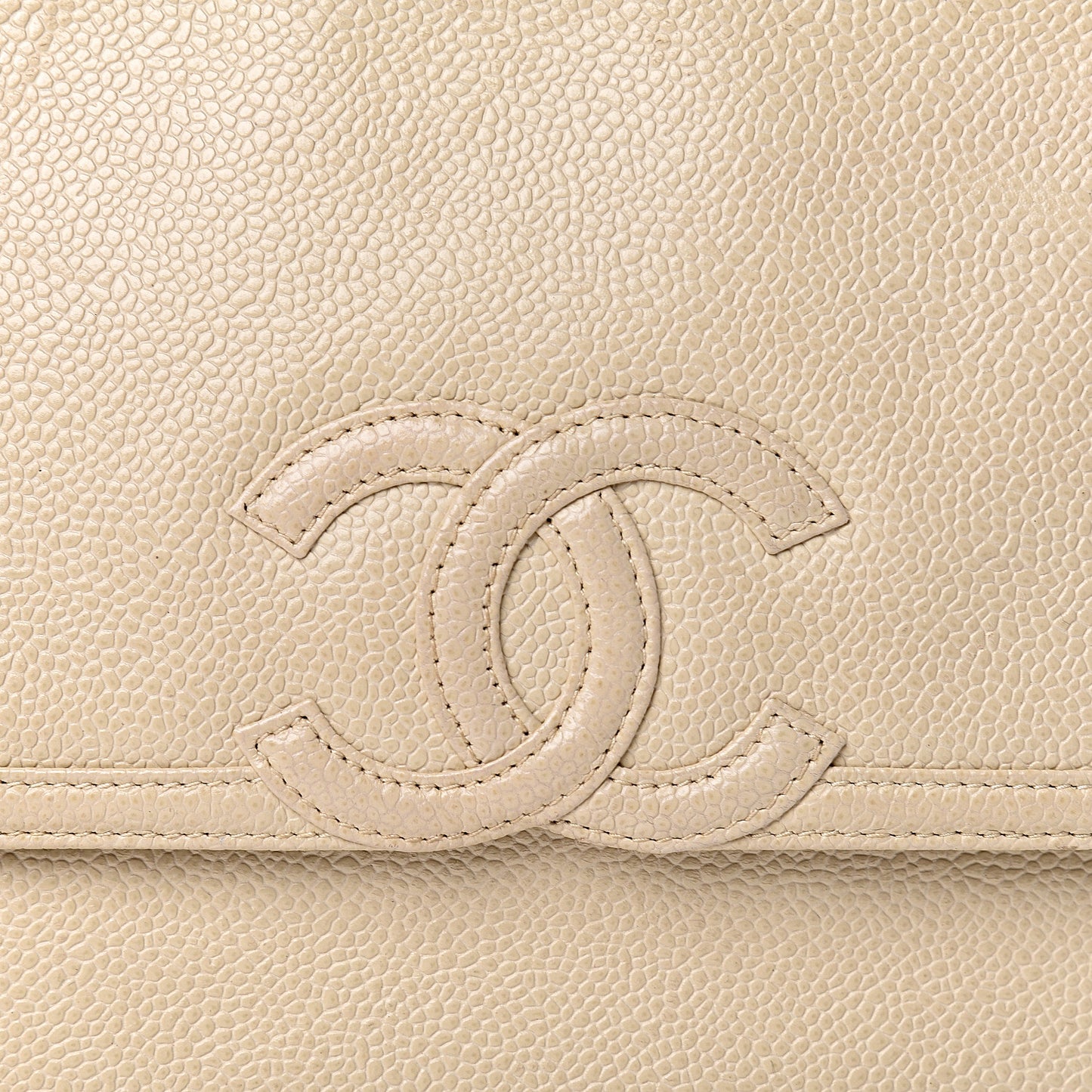 Caviar CC Camera Case Beige