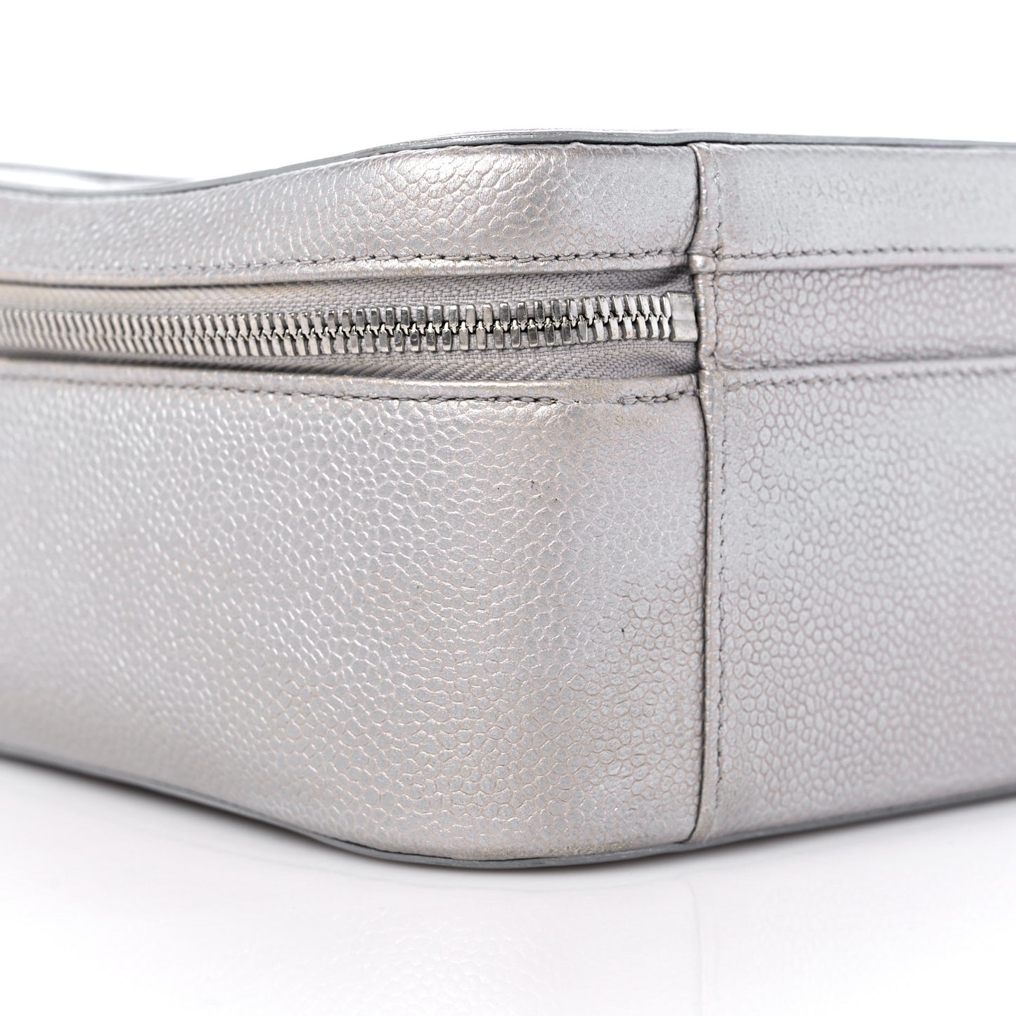 Metallic Caviar Quilted Large CC Filigree Vanity Case Silver