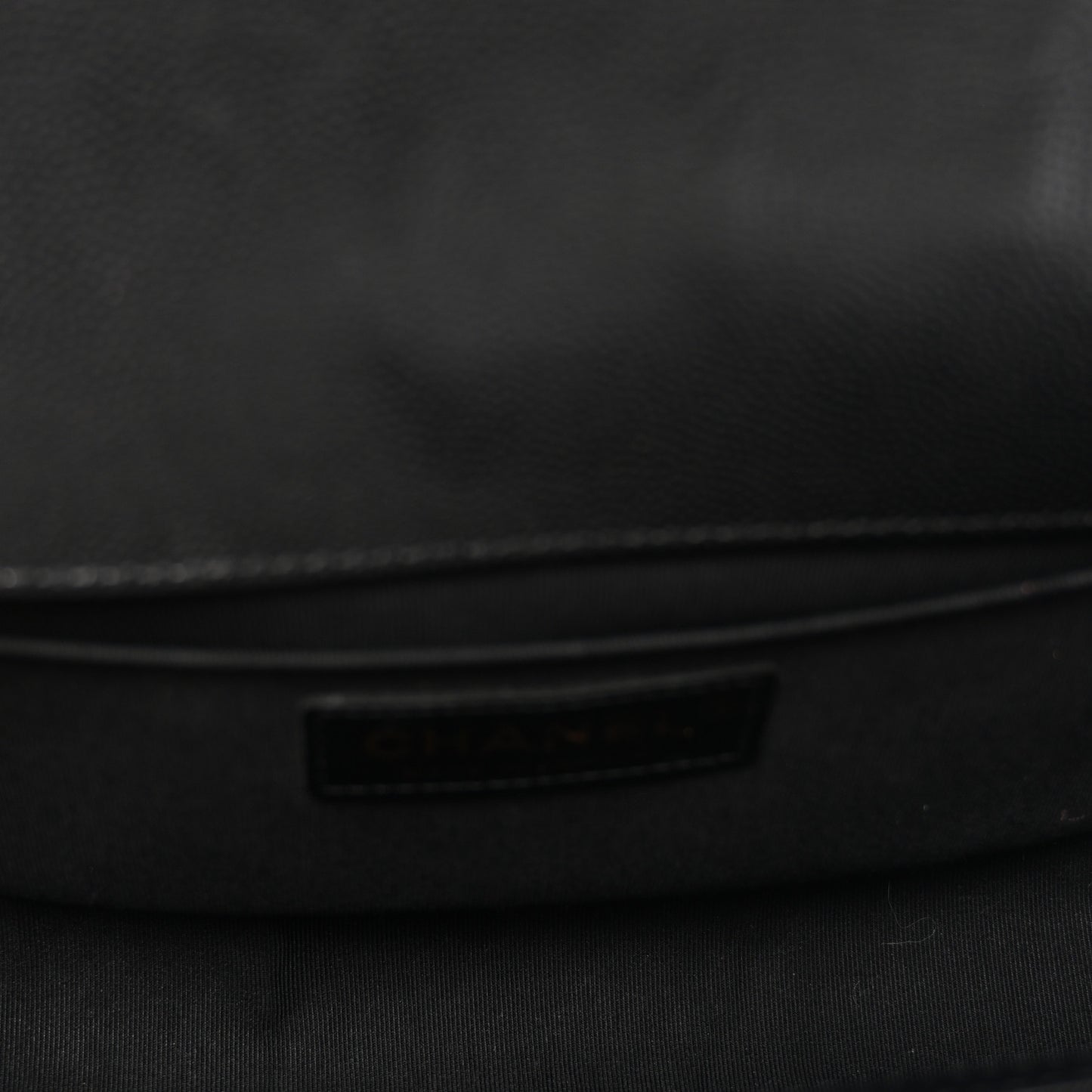 Caviar Quilted Medium Boy Flap Black