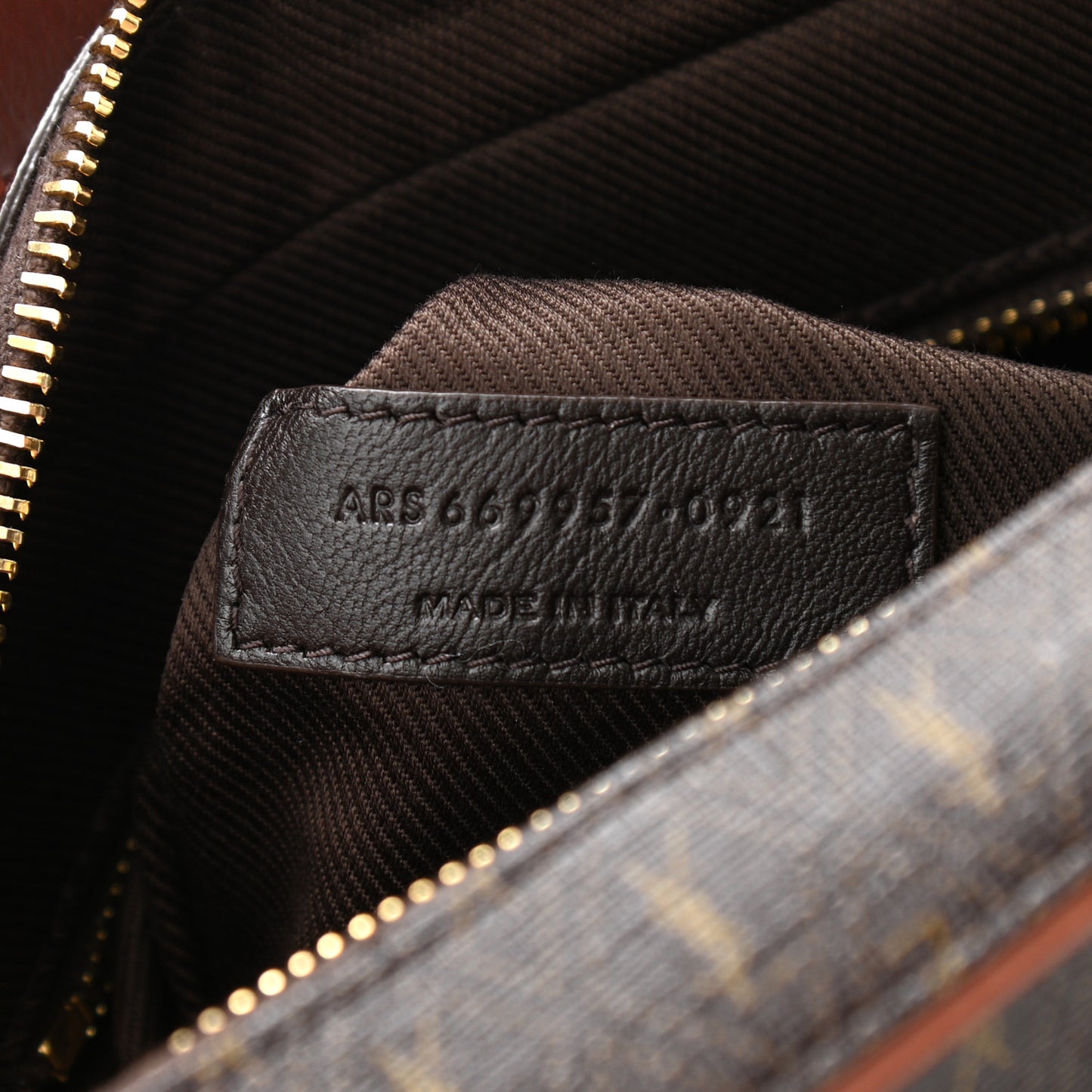 Canvas Smooth Calfskin Le Monogramme Camera Bag Chestnut