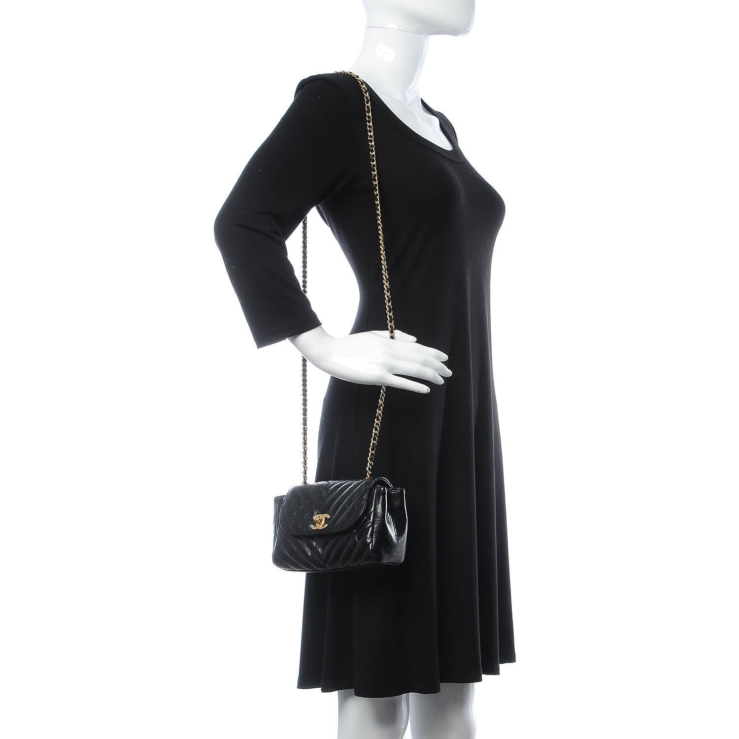 Chanel Glazed Calfskin Chevron Quilted Small Hampton Flap Black 2 of 8