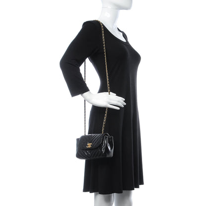 Chanel Glazed Calfskin Chevron Quilted Small Hampton Flap Black 2 of 8