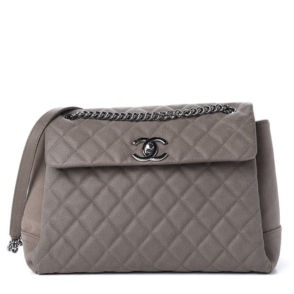 Chanel Iridescent Caviar Medium Lady Pearly Flap Khaki 1 of 12