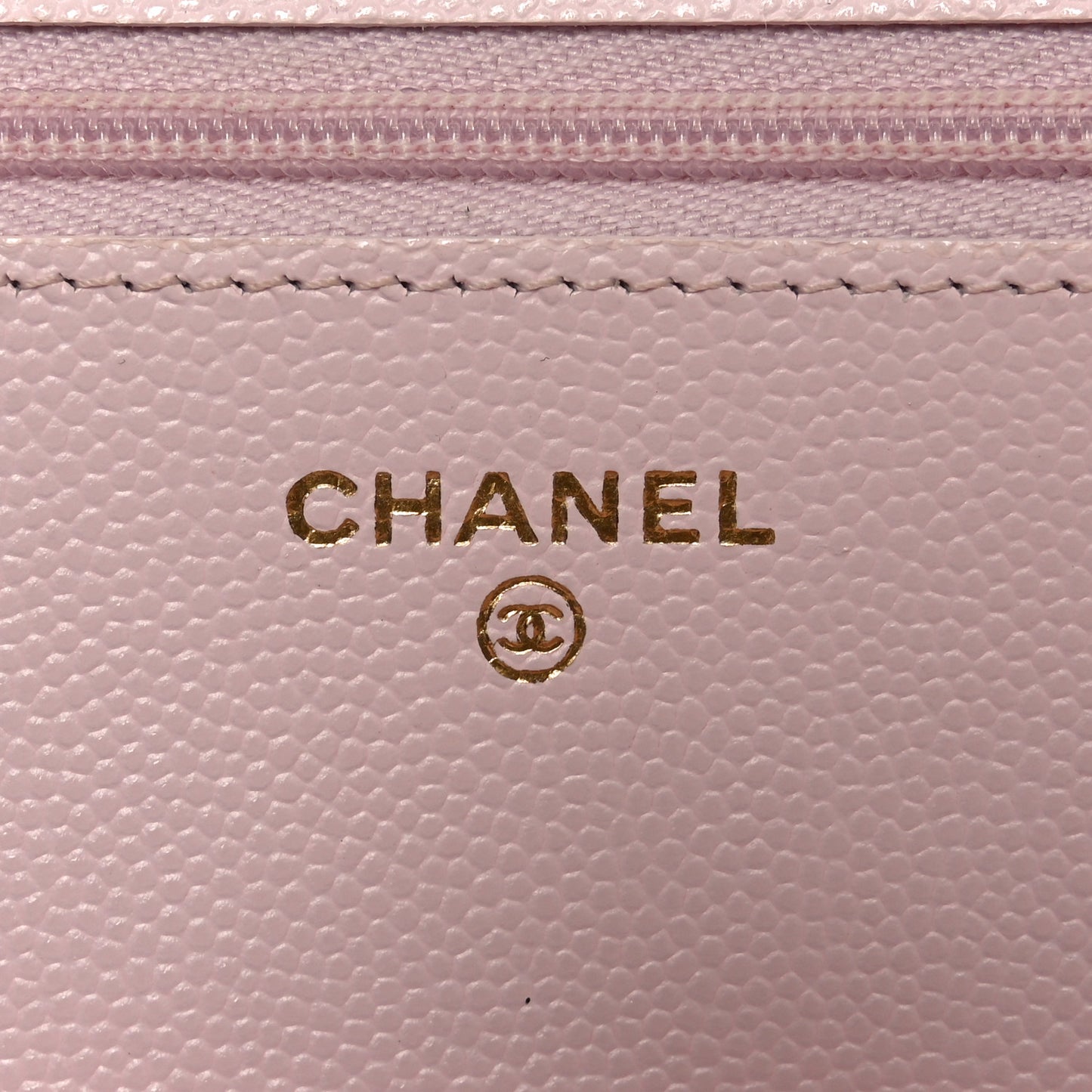 Caviar Quilted Wallet on Chain WOC Light Pink