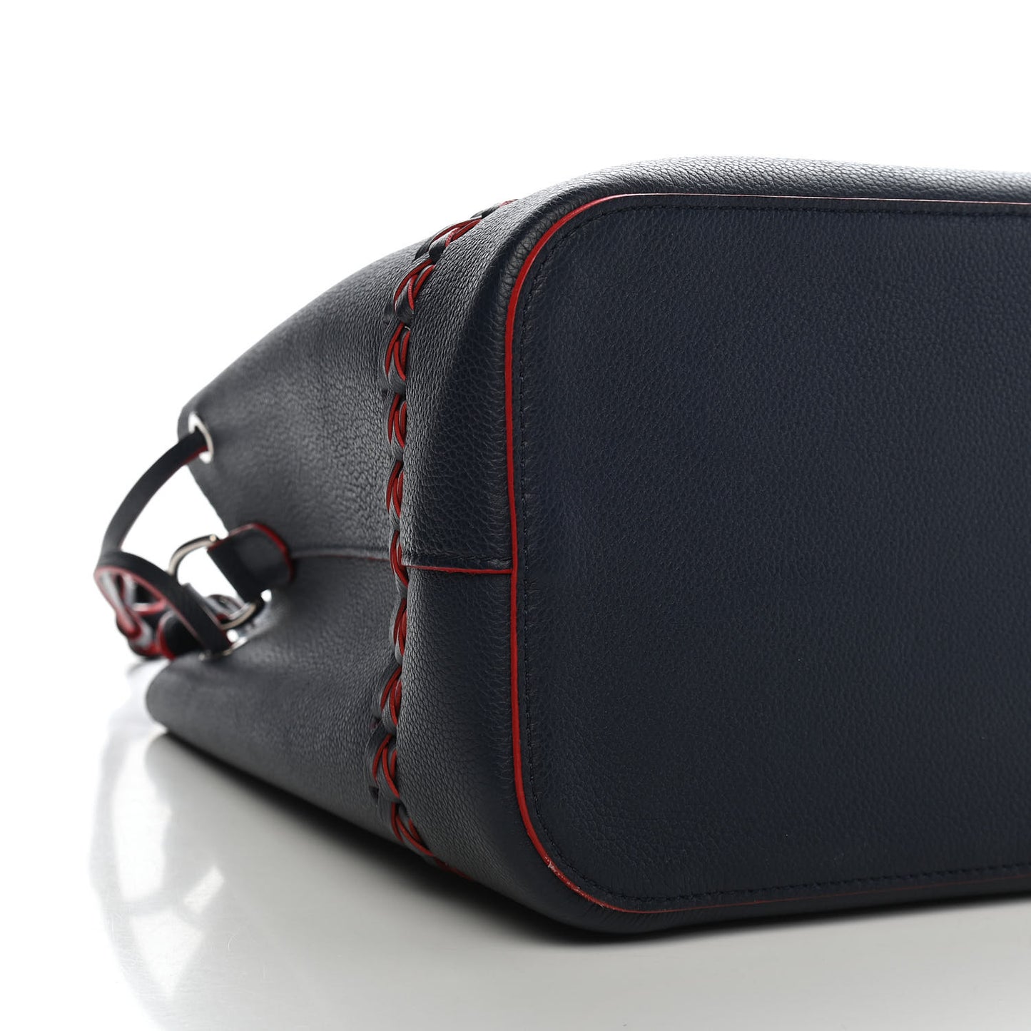 Soft Calfskin Braided Lockme Bucket Marine Rouge