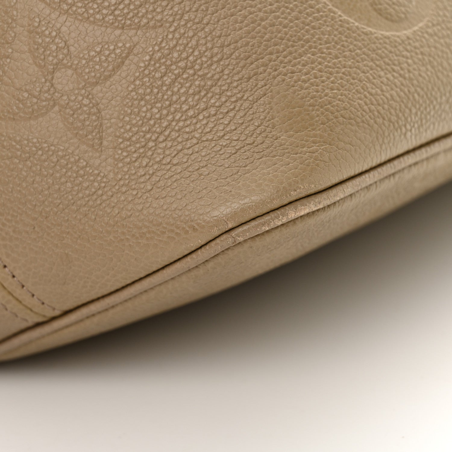 Louis Vuitton Empreinte Monogram Giant Neverfull MM Tourterelle 17 of 17