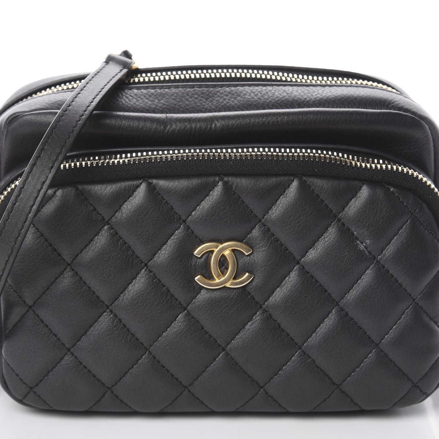 Calfskin Quilted Day Trips Camera Case Black