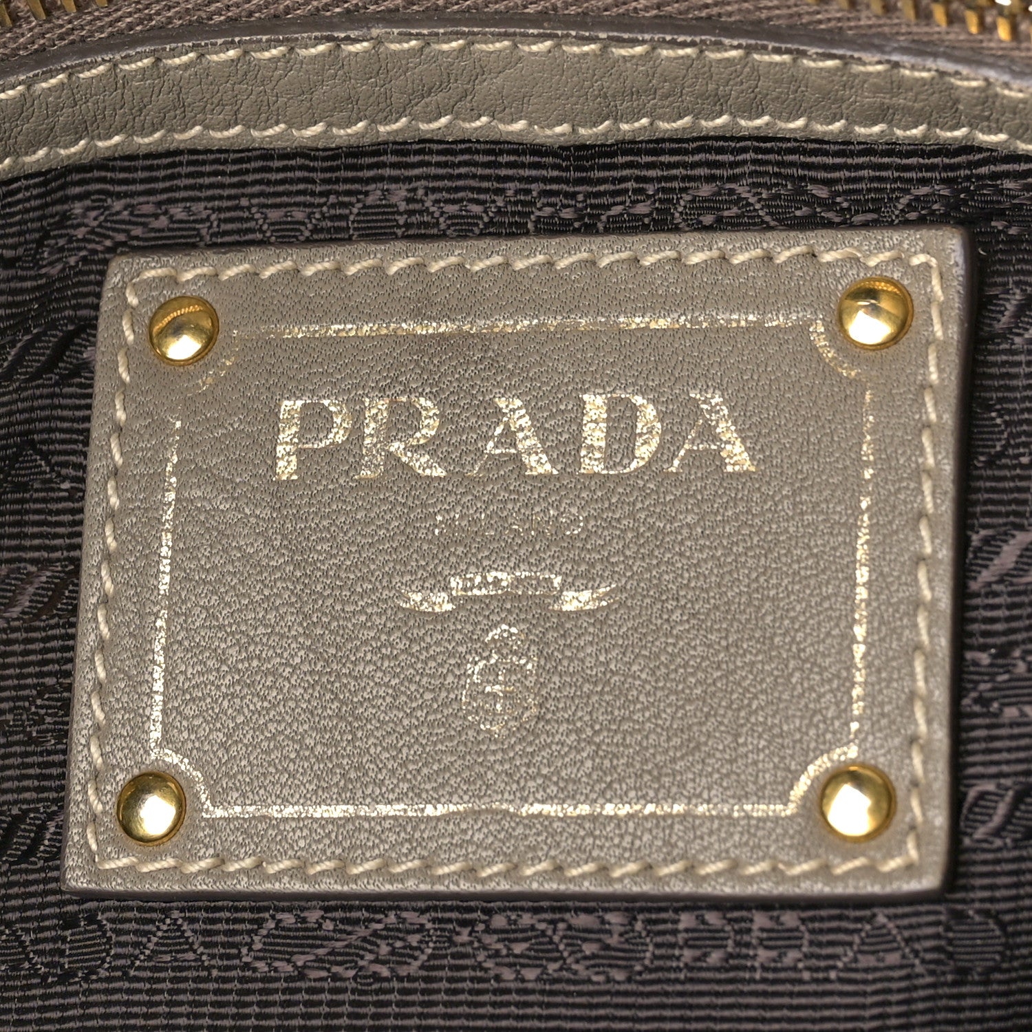 Prada Vitello Daino Shoulder Bag Argilla 6 of 8