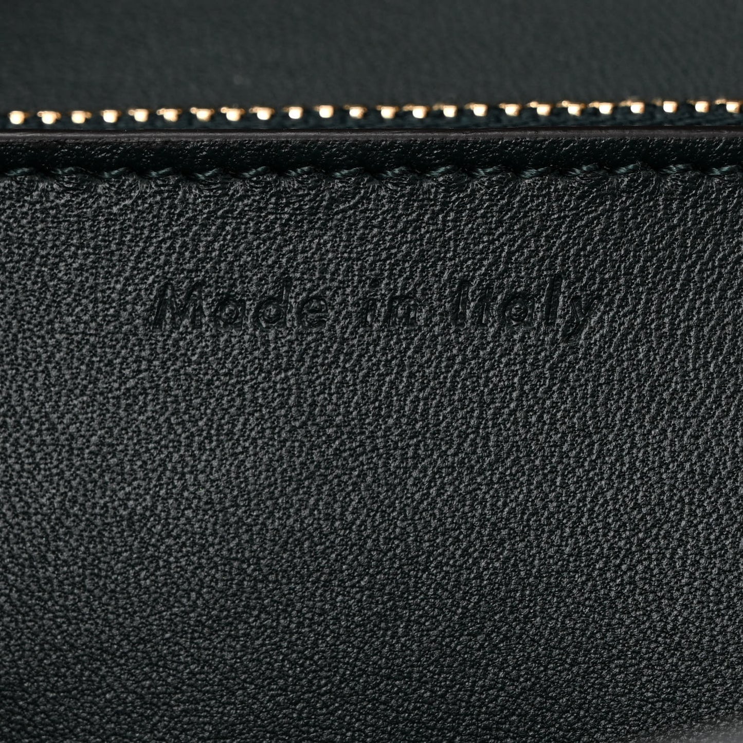 Box Calfskin Medium Classic Box Flap Bag Amazone
