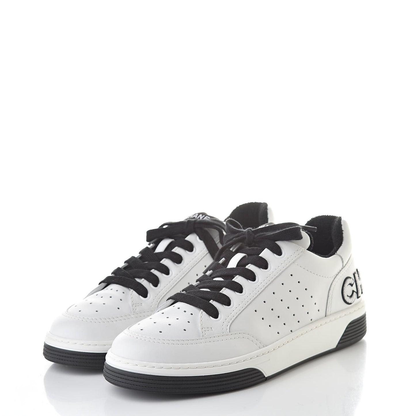 Calfskin Womens Logo Sneakers 39 Black White