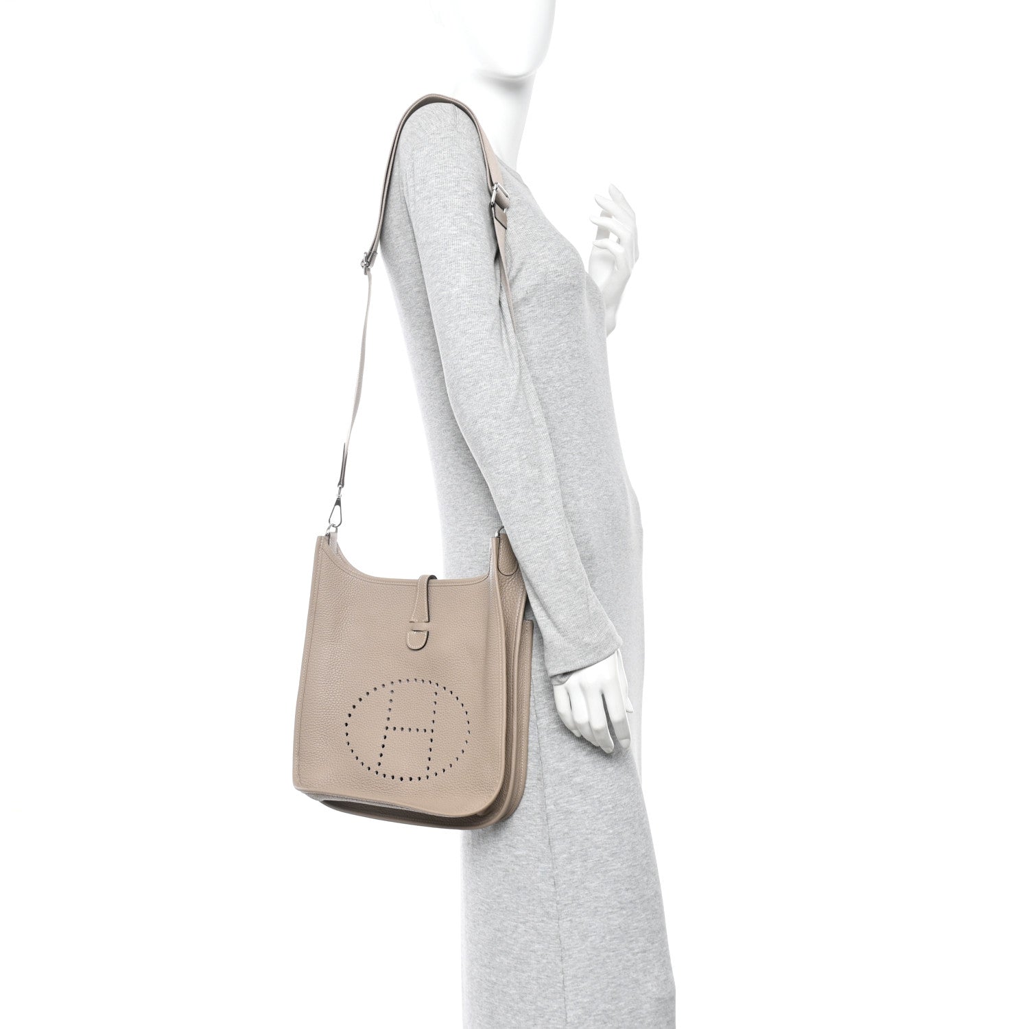 Hermes Taurillon Clemence Evelyne III PM Gris Tourterelle 2 of 10