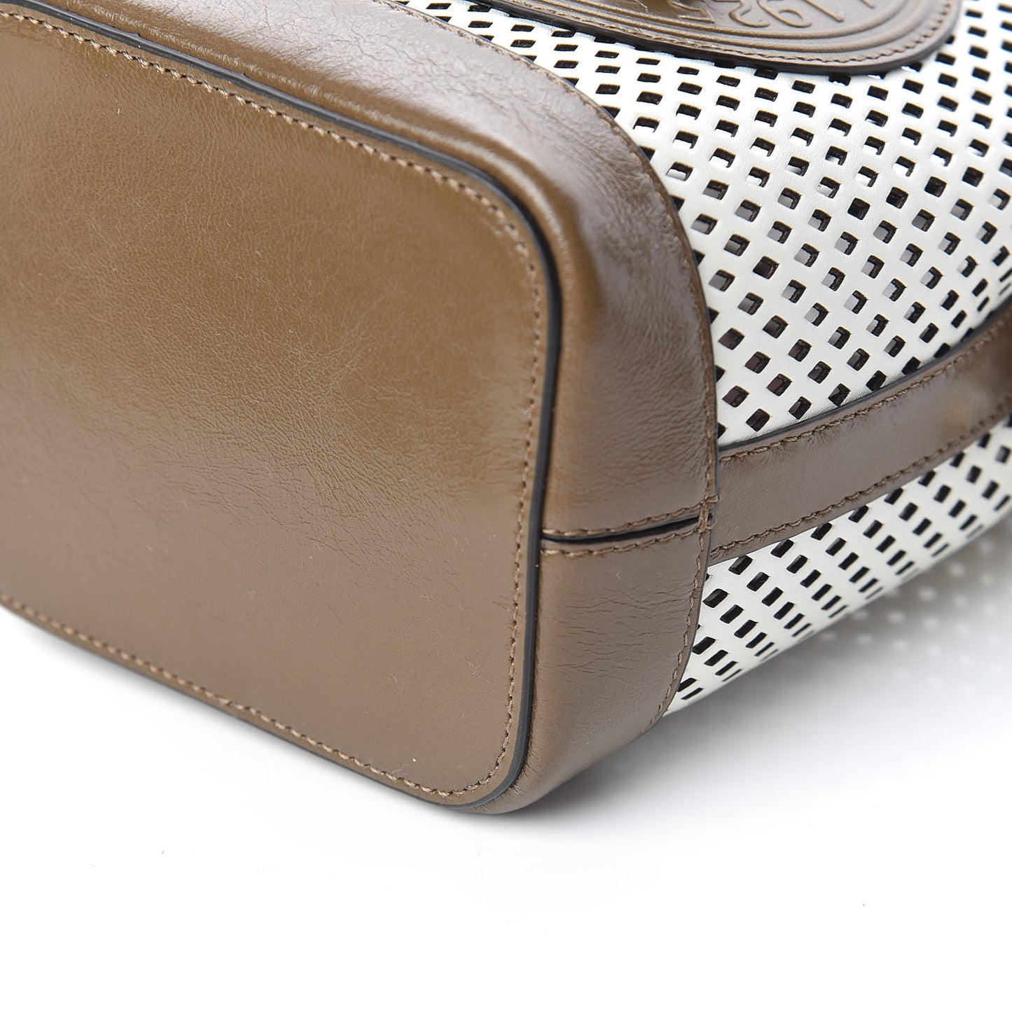 Vitello Liberty Glossy Lambskin F is Fendi Perforated Mini Mon Tresor Bucket Bag White Ice Rust Maya