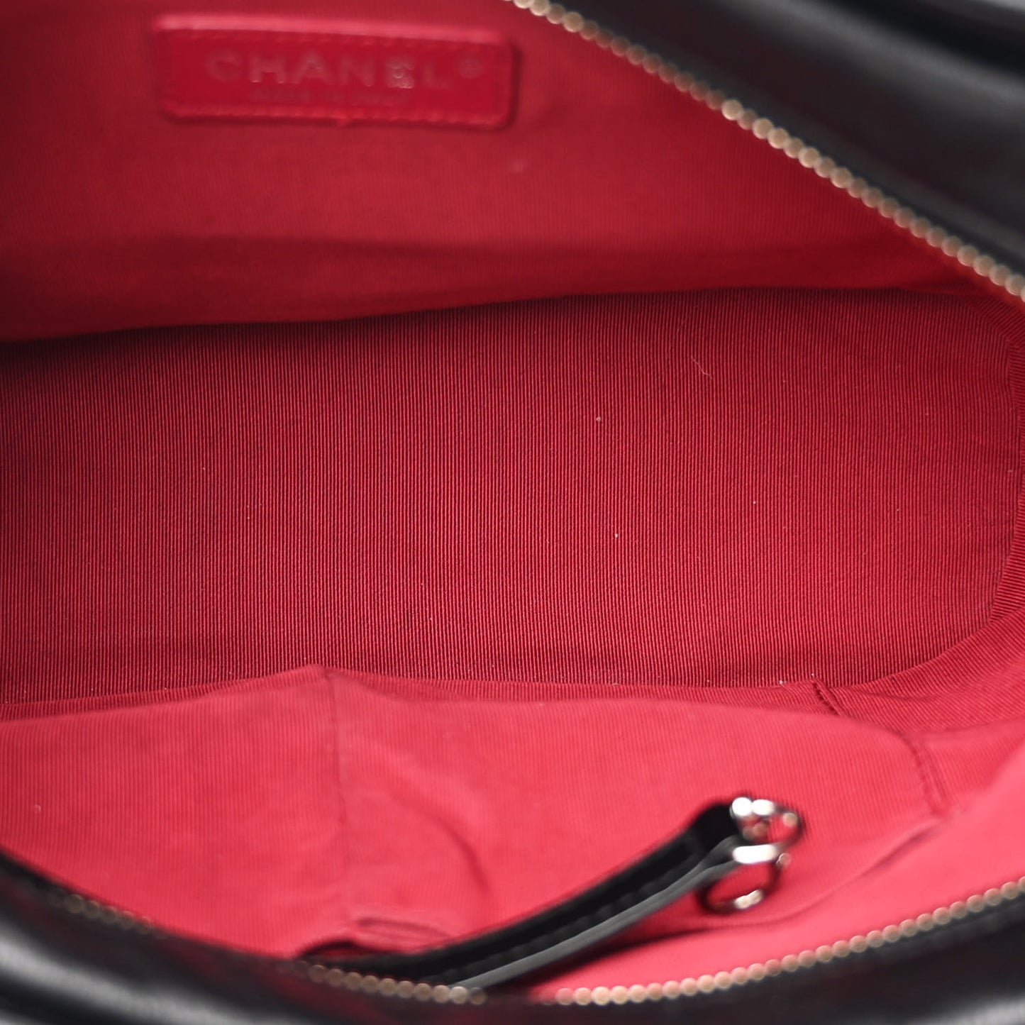 Aged Calfskin Quilted Medium Gabrielle Hobo Black