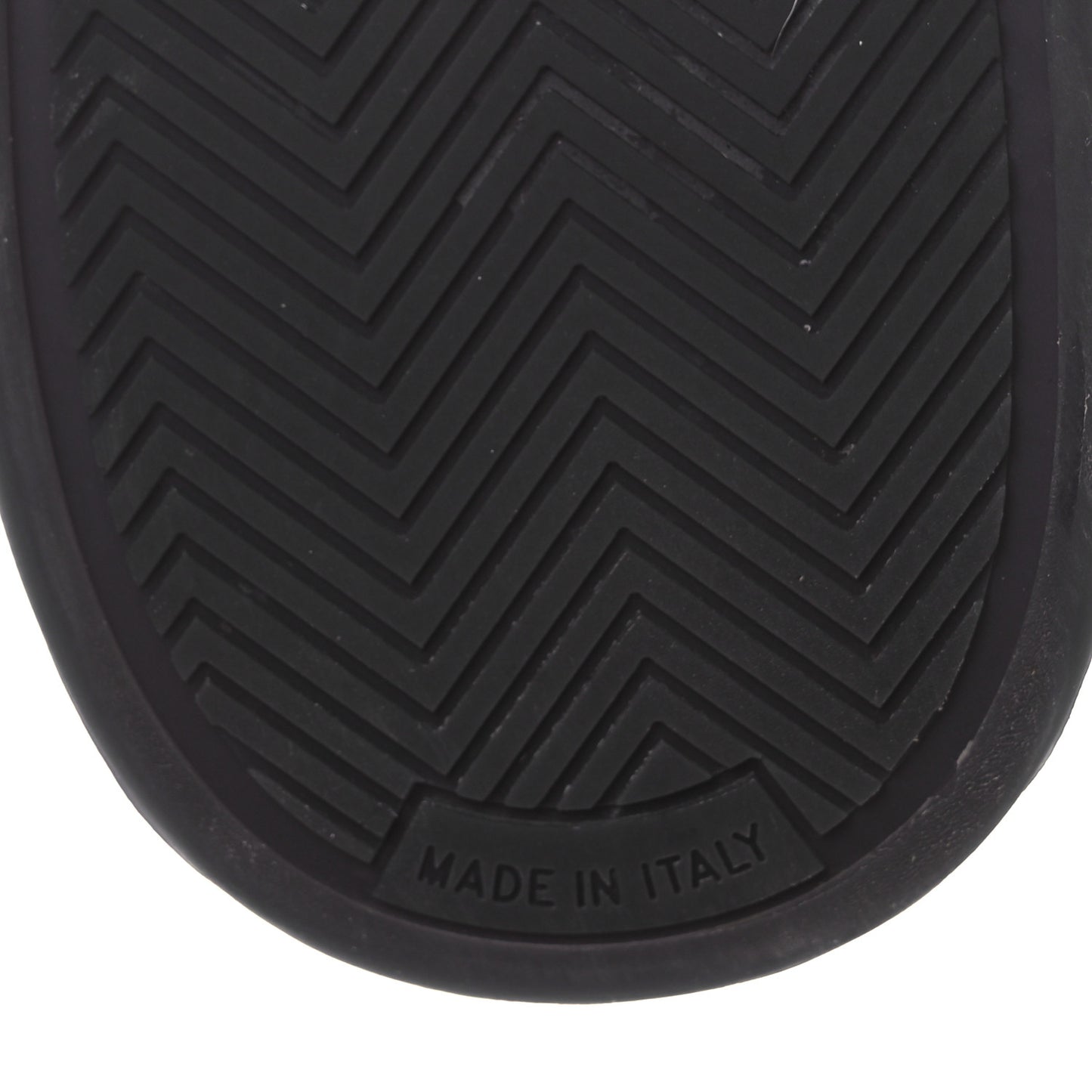 Calfskin CC Womens Sneakers 38 White Black