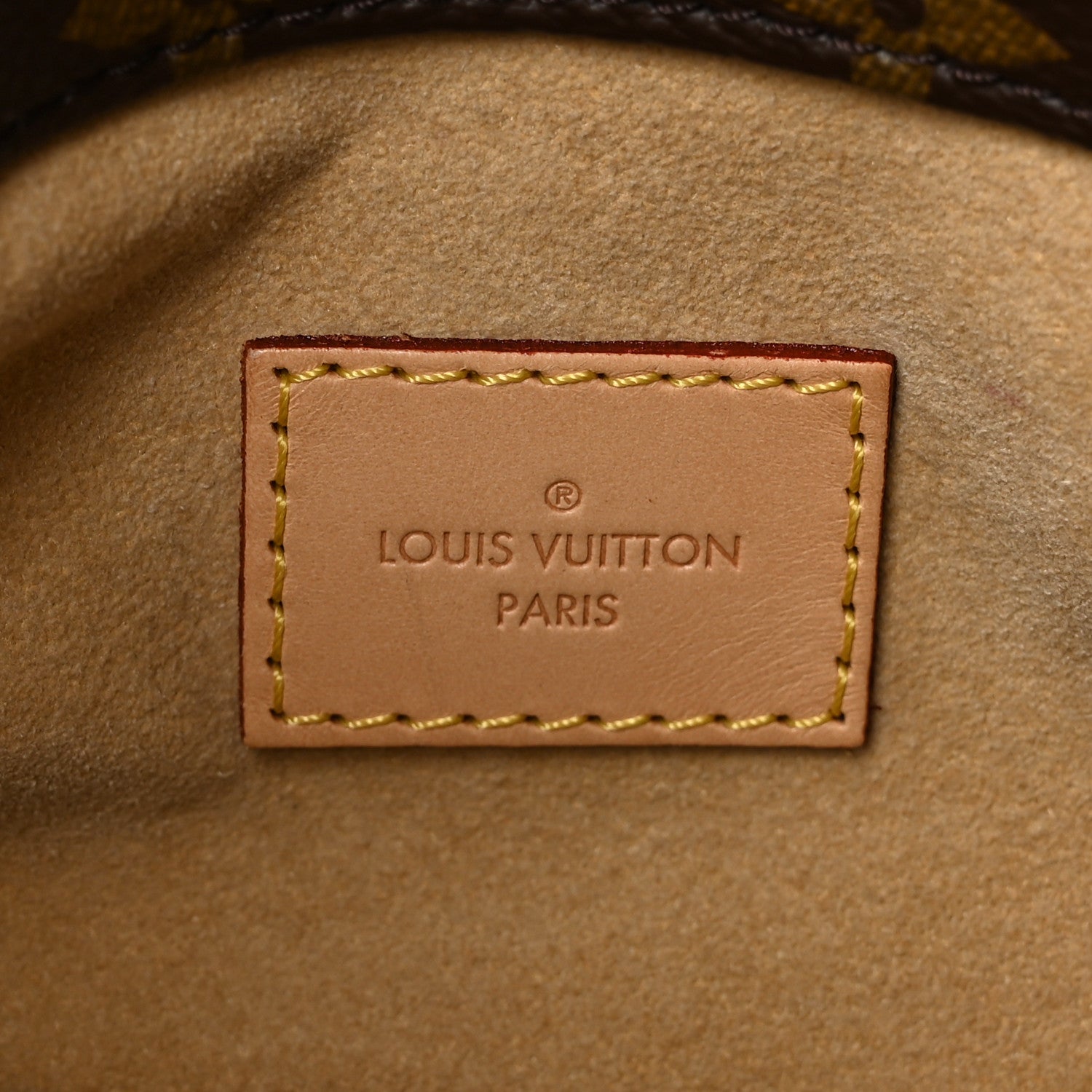 Louis Vuitton Monogram Artsy MM 6 of 11