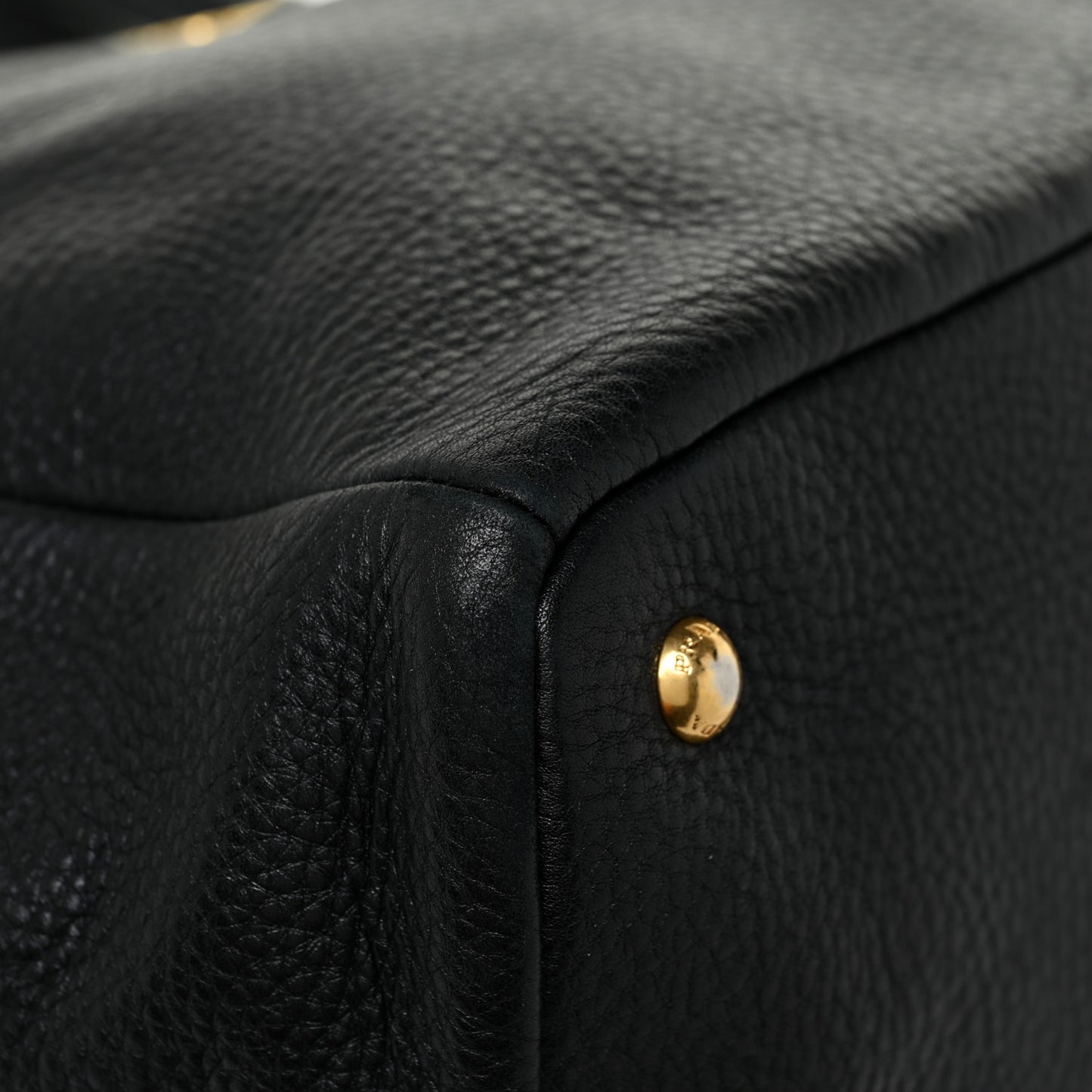 Vitello Daino Tote Nero Black