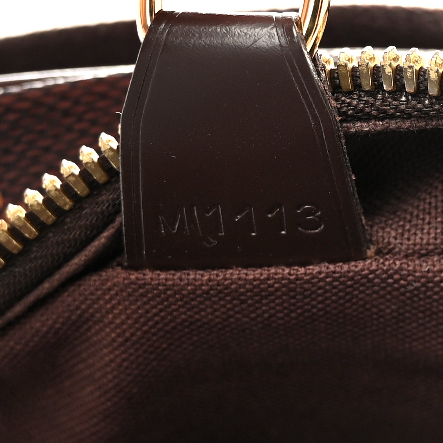 Louis Vuitton Damier Ebene Shelton MM 6 of 9