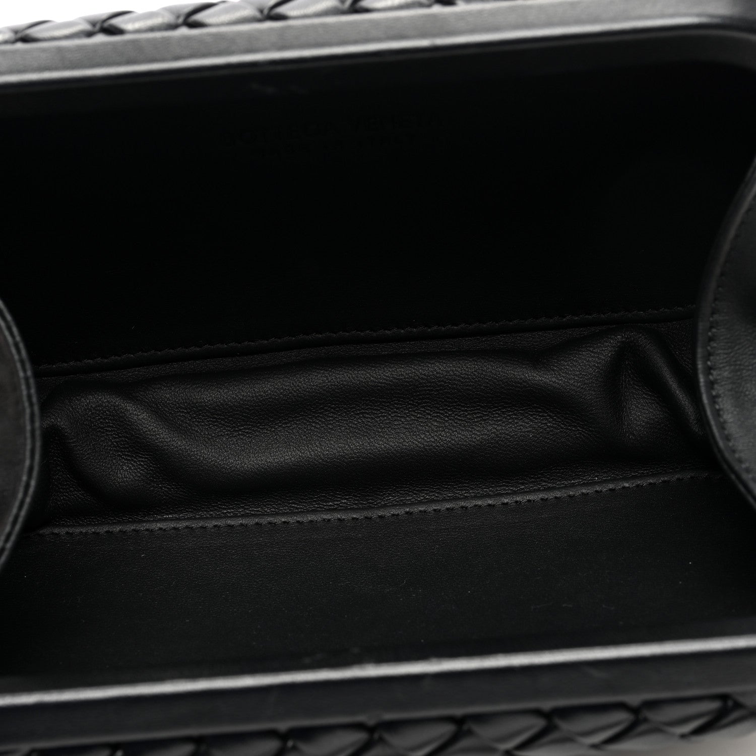 Bottega Veneta Calfskin Intrecciato Knot On Strap Black 5 of 9