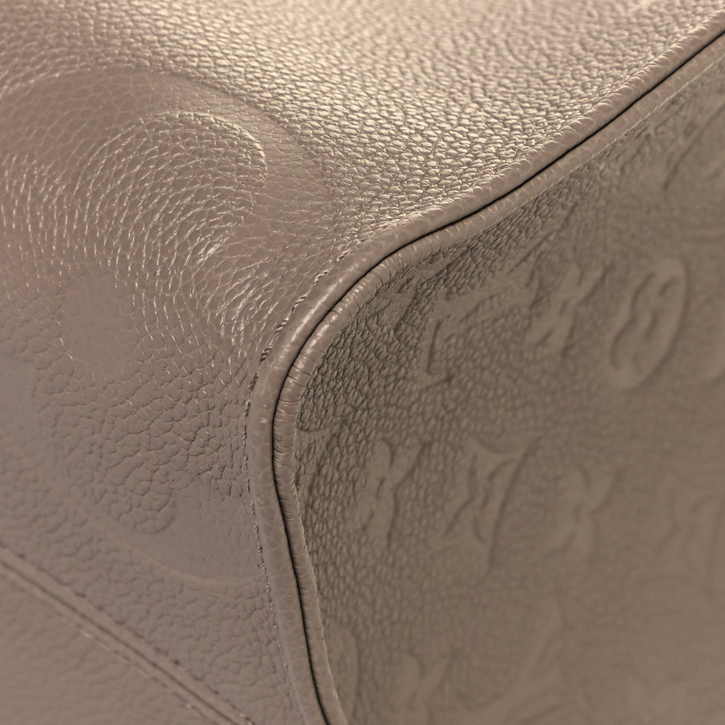 Empreinte Monogram Giant Onthego MM Tourterelle