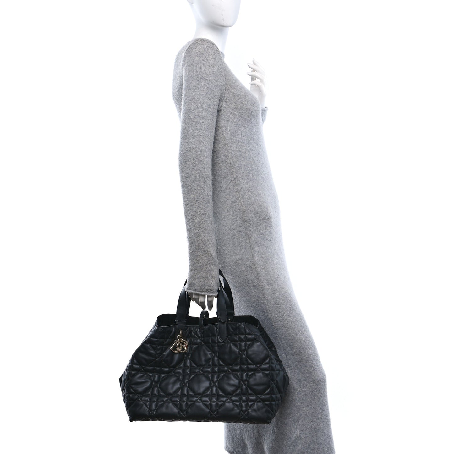 Calfskin Macrocannage Large Toujours Black