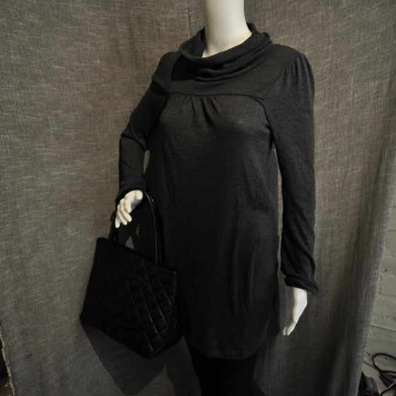 Caviar Medallion Tote Black