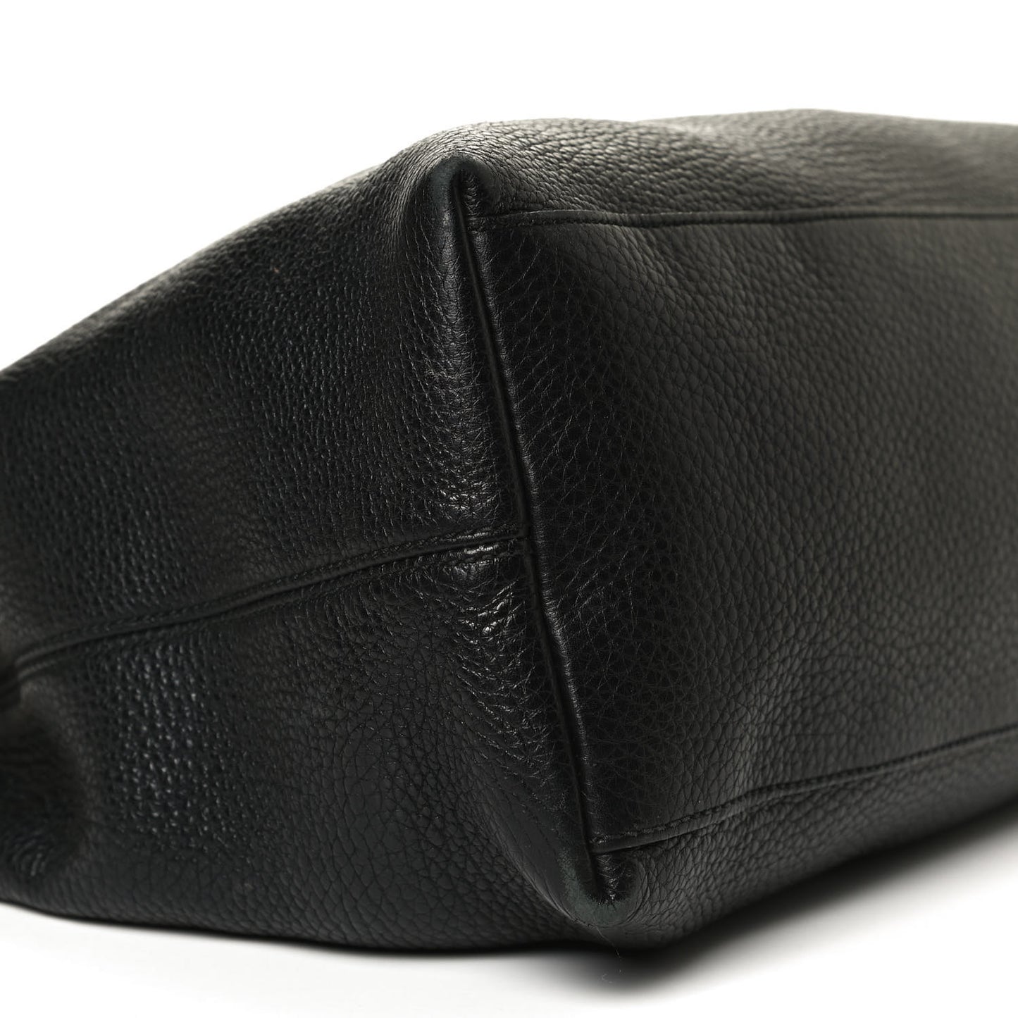 Pebbled Calfskin Medium Soho Chain Shoulder Bag Black