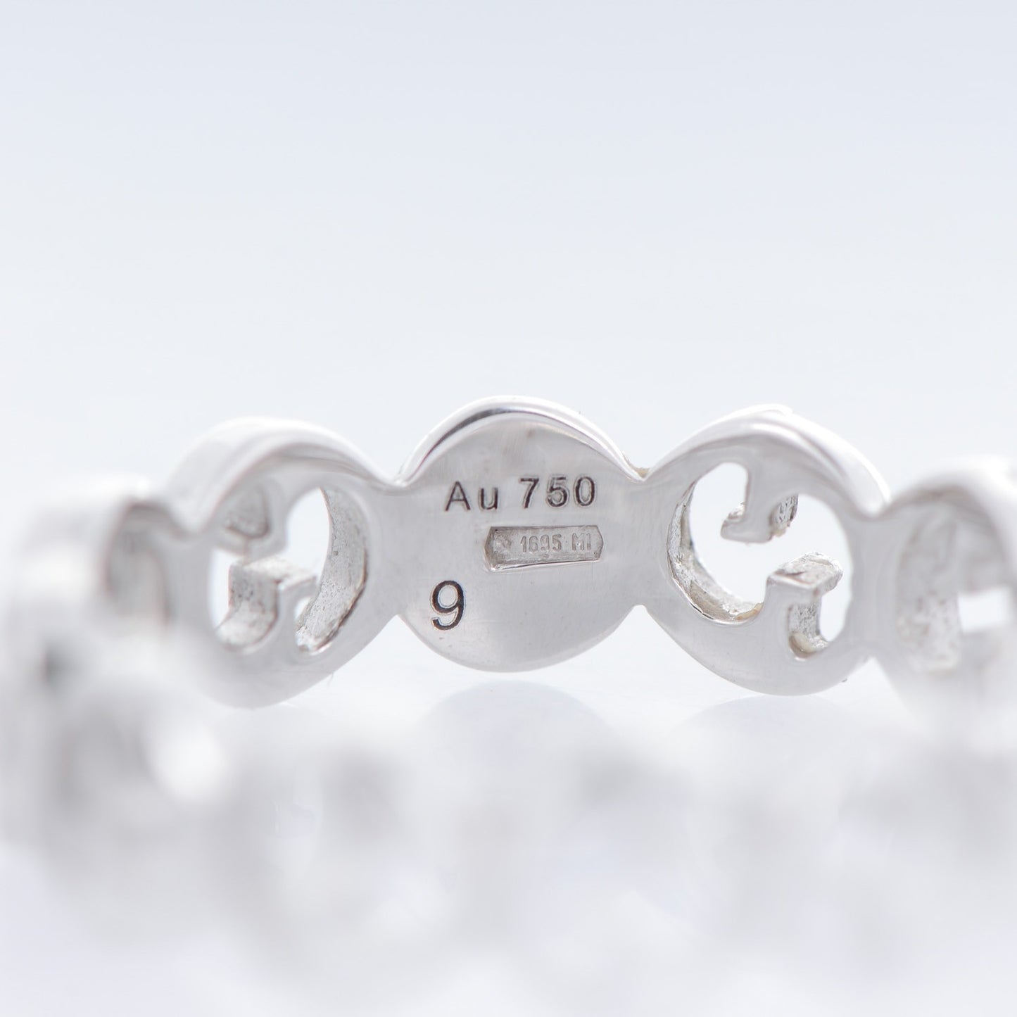 18K White Gold 5mm 1973 Band Ring 4.75