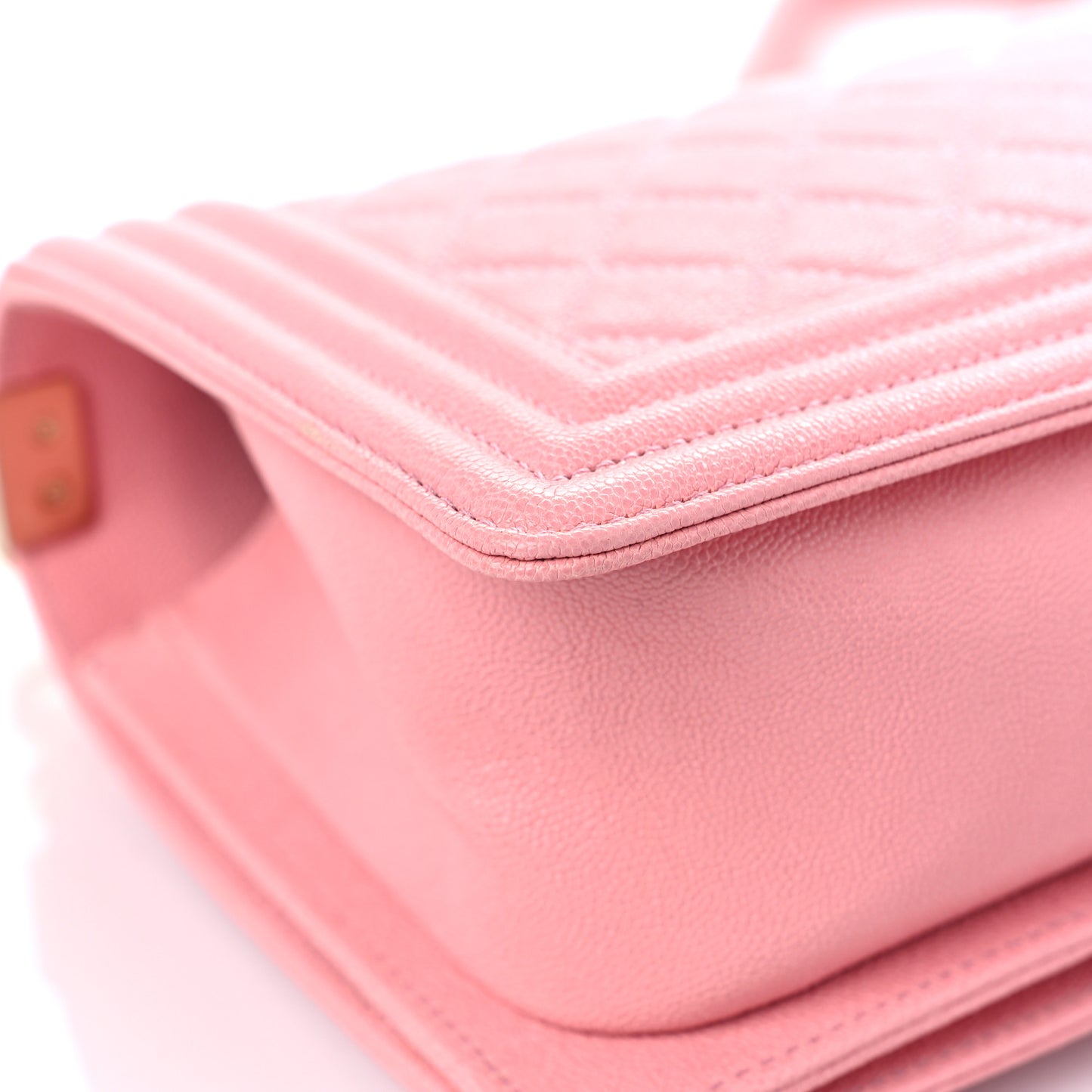 Caviar Quilted Medium Boy Flap Powder Pink