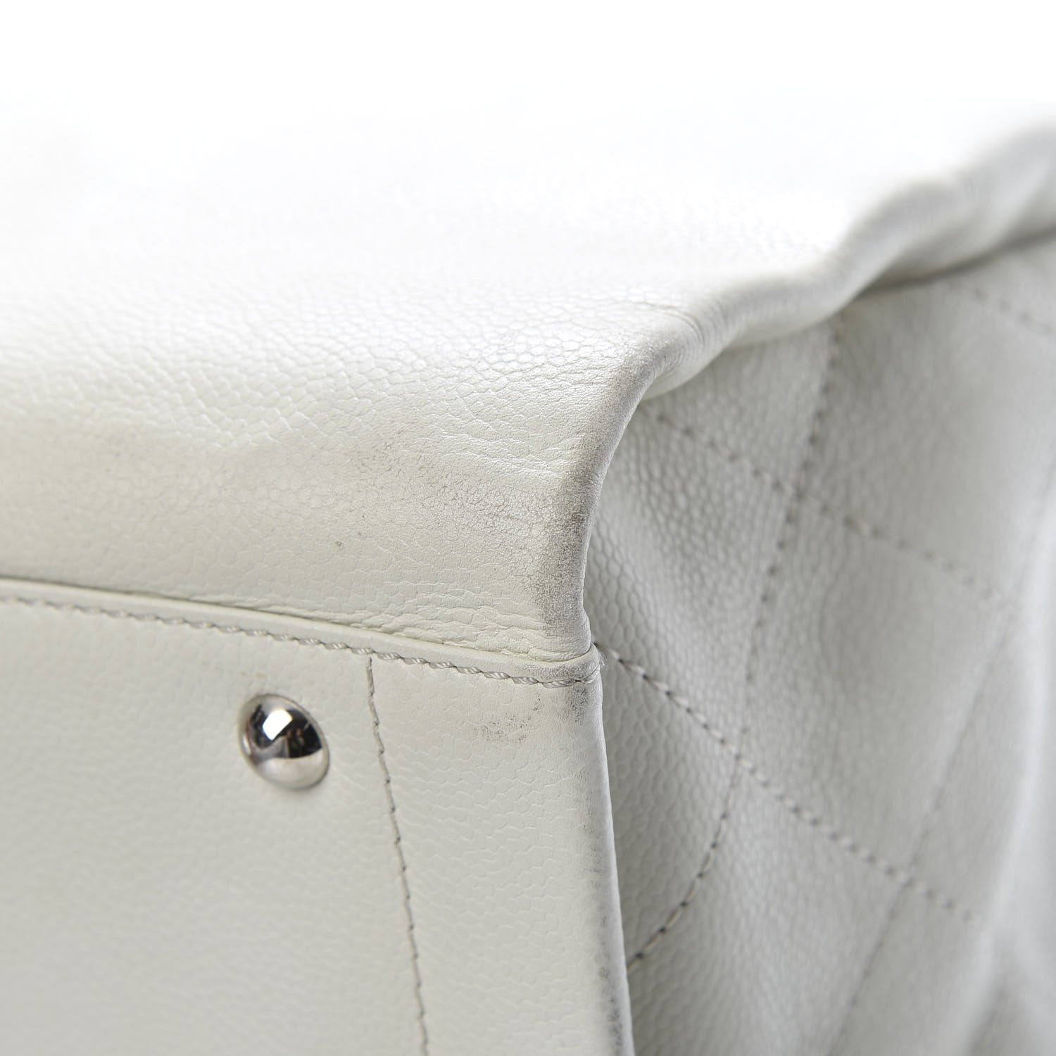 Chanel Caviar CC Tote White 11 of 20