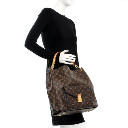 Louis Vuitton Monogram Metis 3 of 10
