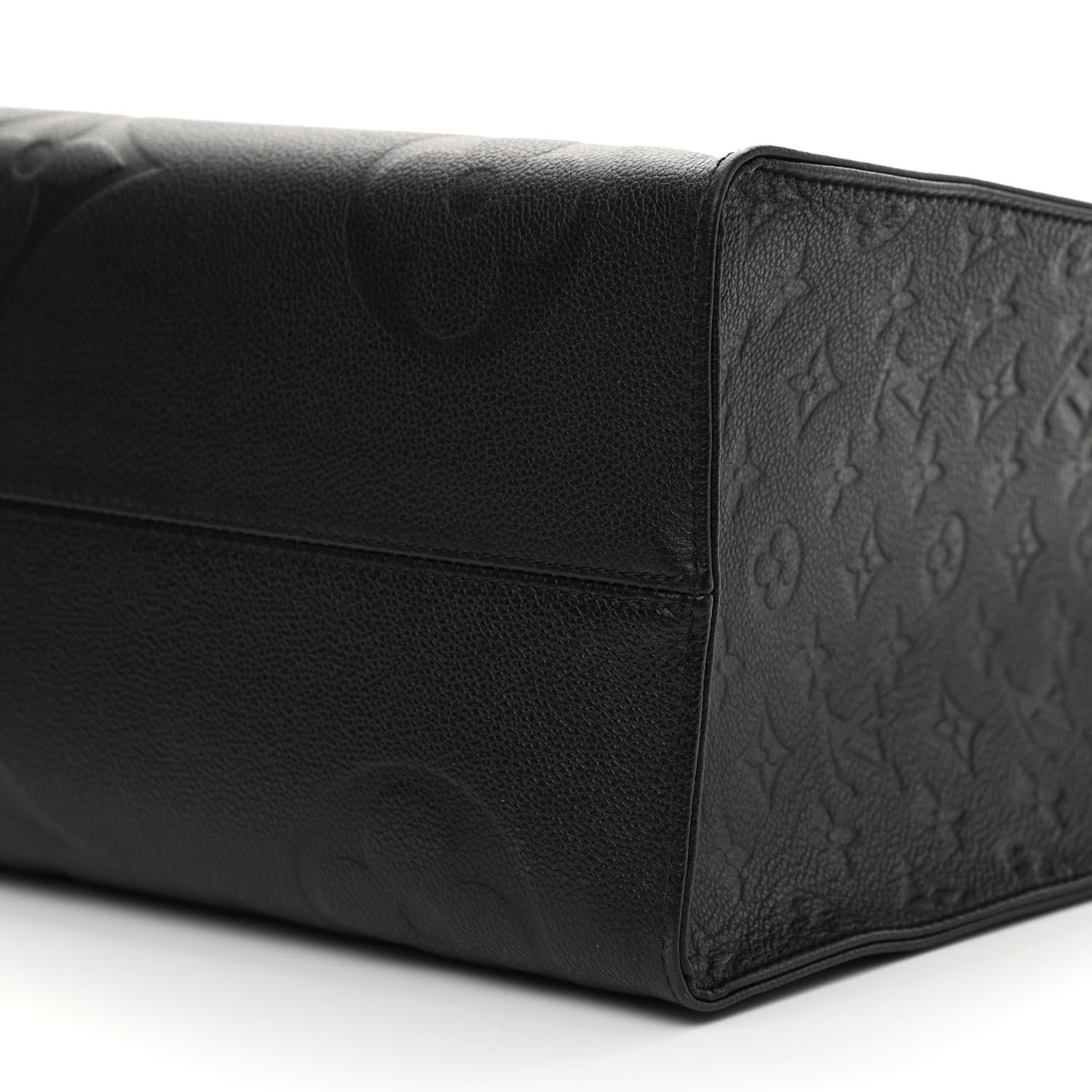 Louis Vuitton Empreinte Monogram Giant Onthego GM Black 8 of 8