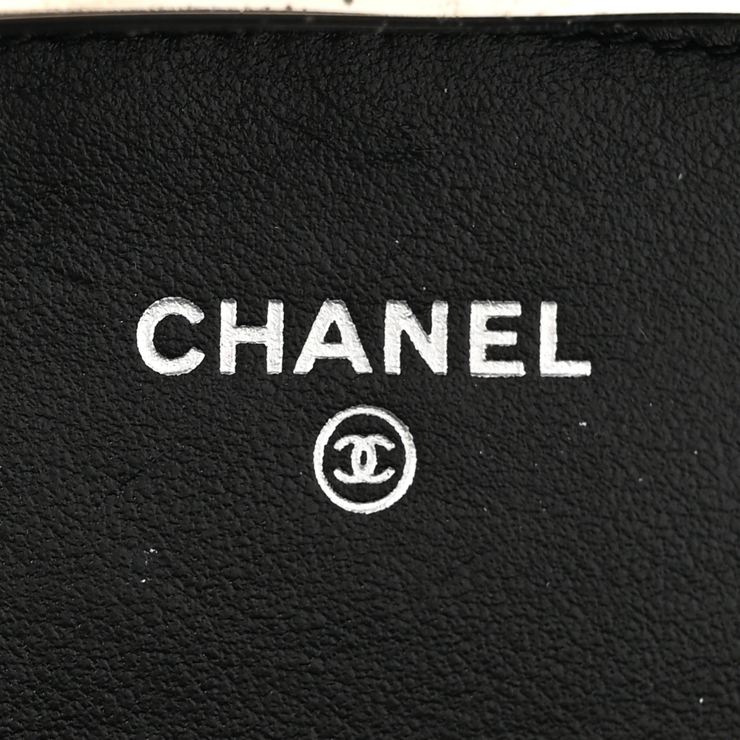 Patent Goatskin Make-Up Box Clutch With Chain  Black