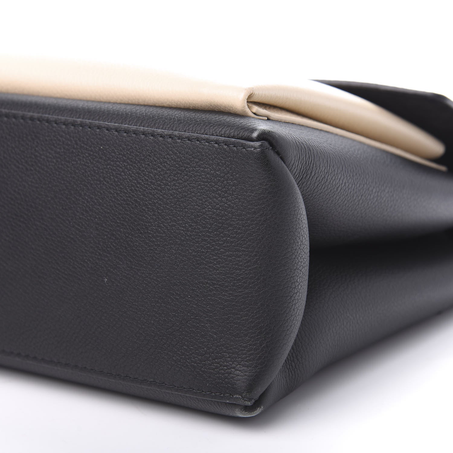 Louis Vuitton Soft Calfskin My Lockme Top Handle Vanille Black 9 of 15
