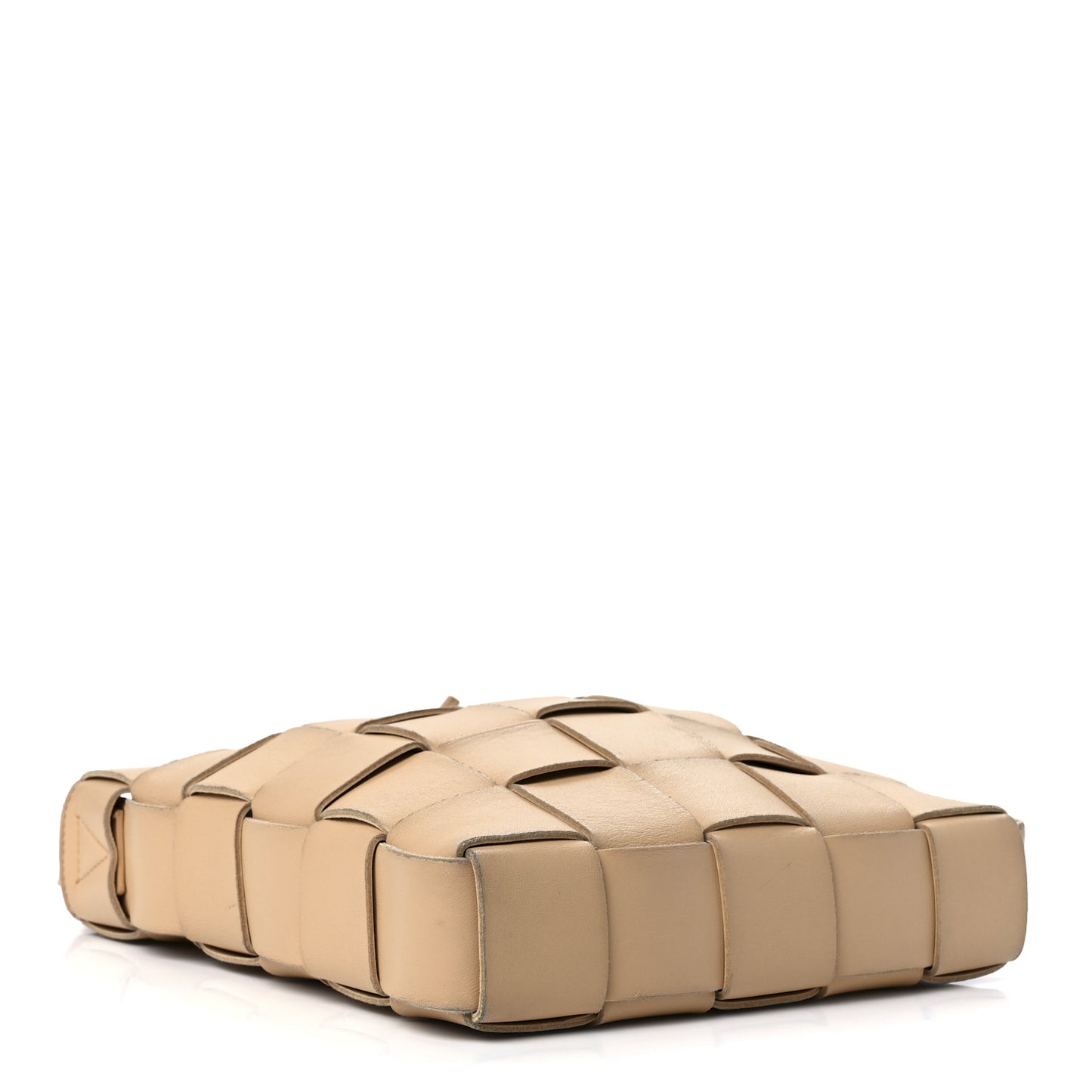 Lambskin Maxi Intrecciato Cassette Messenger Almond