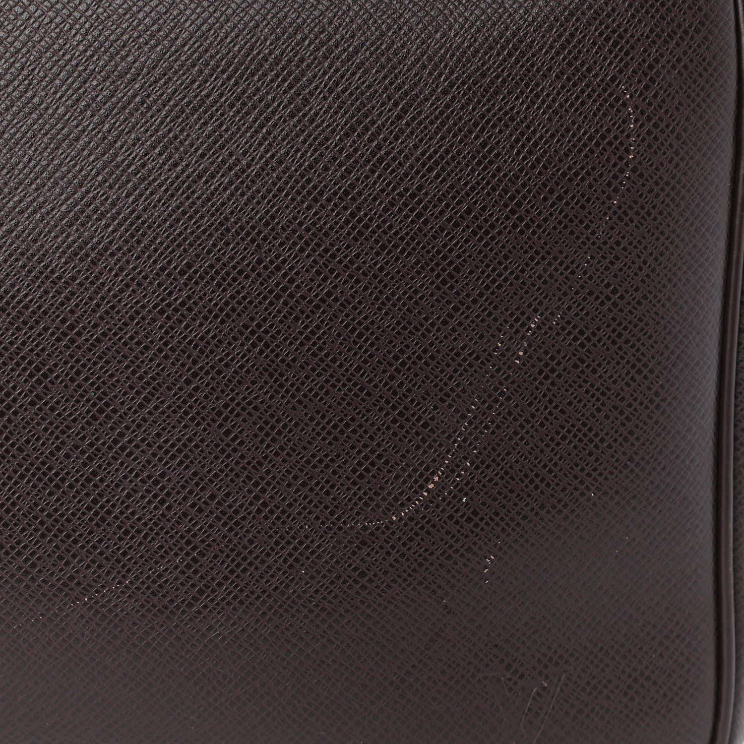 Louis Vuitton Taiga Kendall GM Acajou 13 of 15