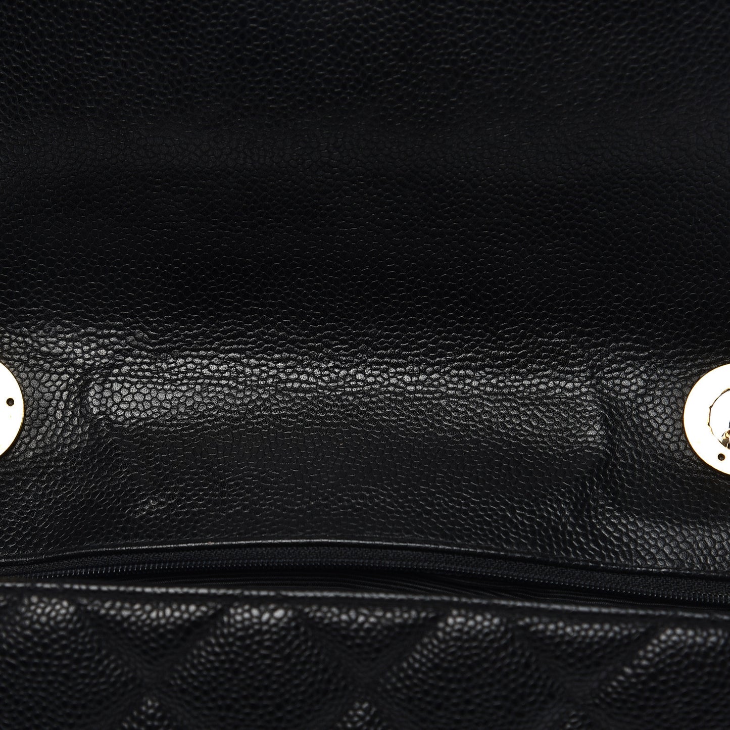 Caviar Quilted Medium Single Flap Black