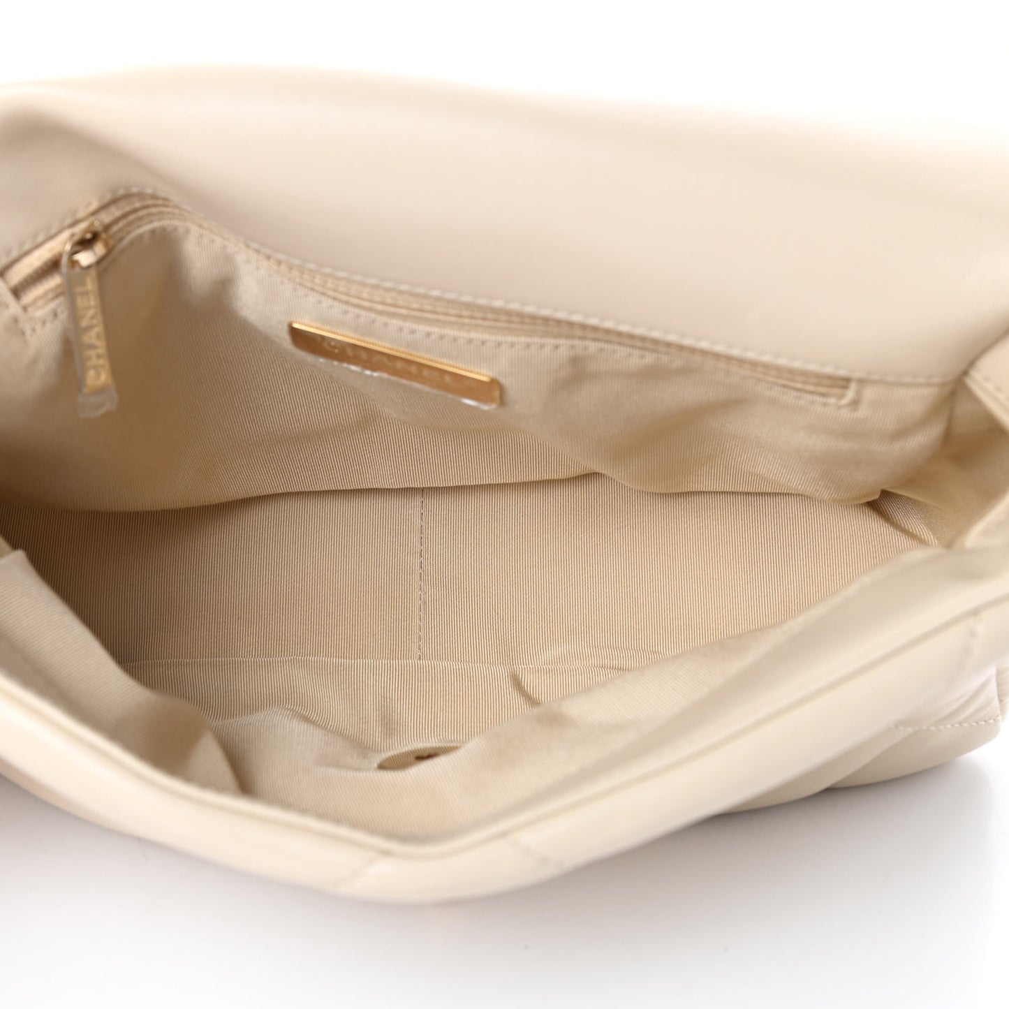 Lambskin Quilted Medium Chanel 19 Flap Beige