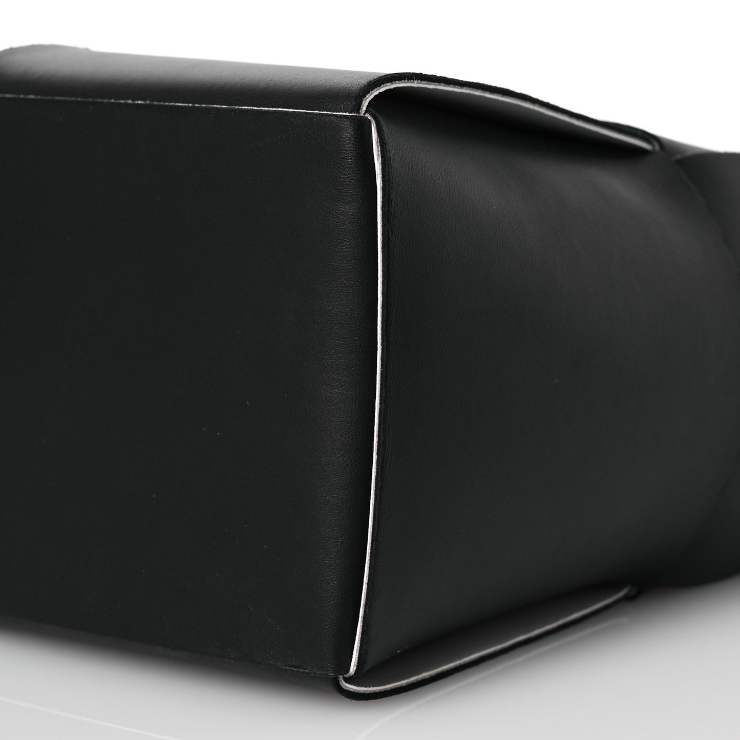 Nappa Maxi Intrecciato Arco Tote Black White