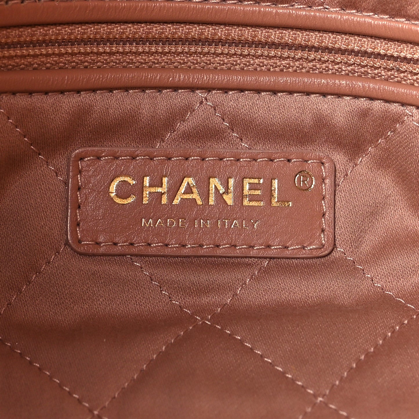 Metallic Calfskin Quilted Chanel 22 Copper