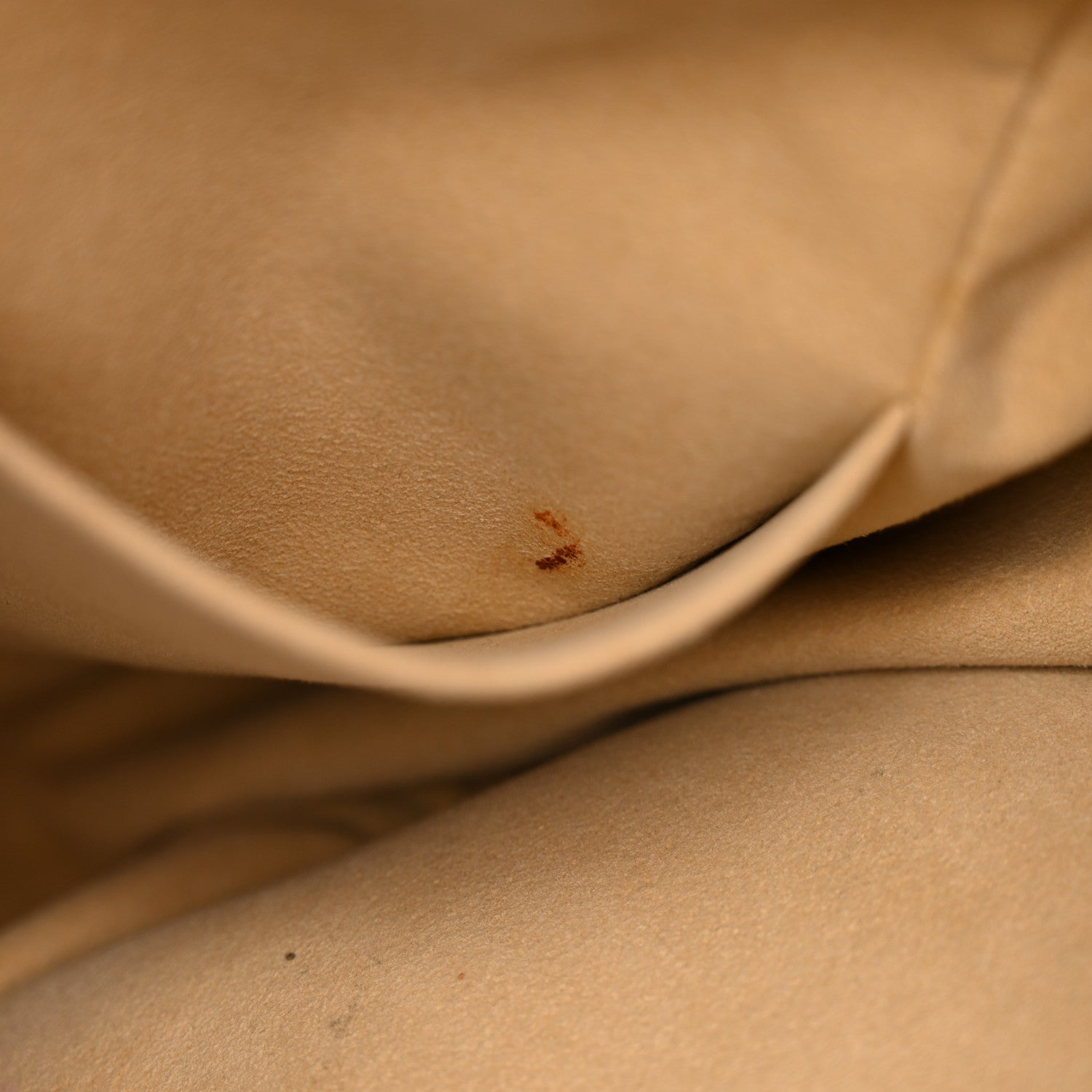 Louis Vuitton Damier Azur Artsy MM 10 of 14