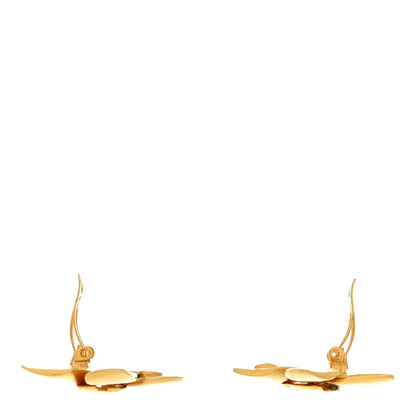 Chanel Metal Flower CC Clip On Earrings Gold 3 of 4